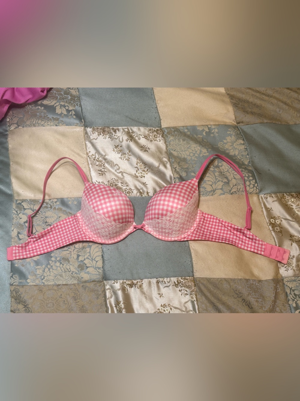 Victoria's Secret Pink Gingham Lace Push-Up Bra